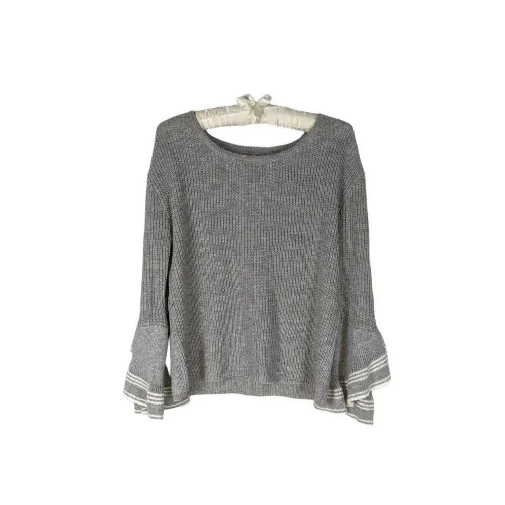 Love by Design‎ Women's Gray Long Tulip Sleeve Knit Sweater